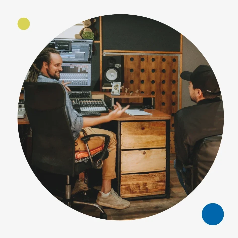 music_colombia_paths.webp yoga room